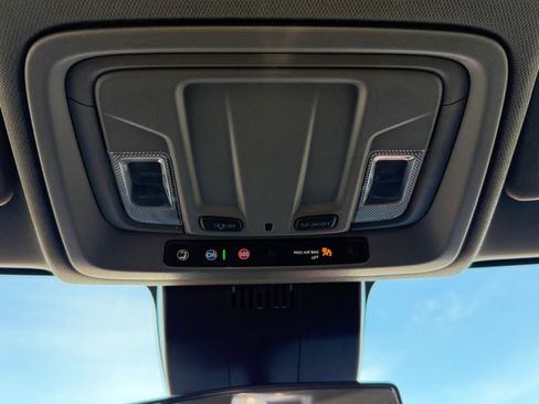 Used 2023 Chevrolet Silverado 1500 RST w/ Z71 Off-Road Package image 32