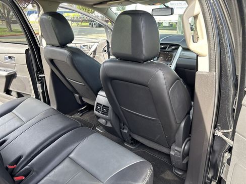 Used 2013 Ford Edge Sport w/ Driver Entry Pkg FWD image 28