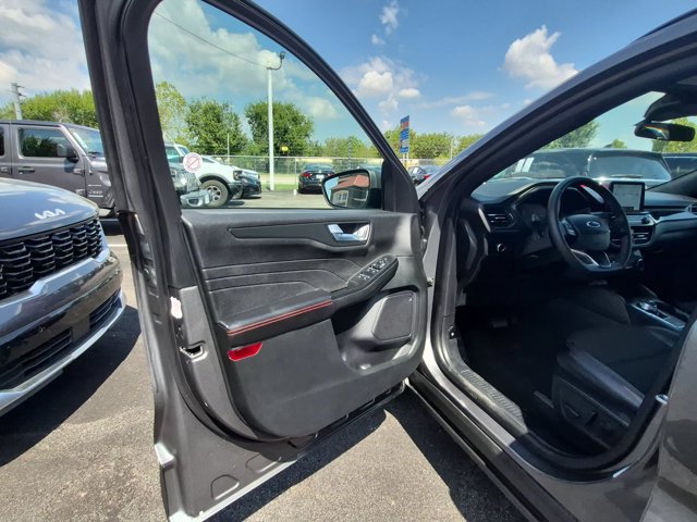 Used 2026 Ford Escape ST-Line FWD image 11