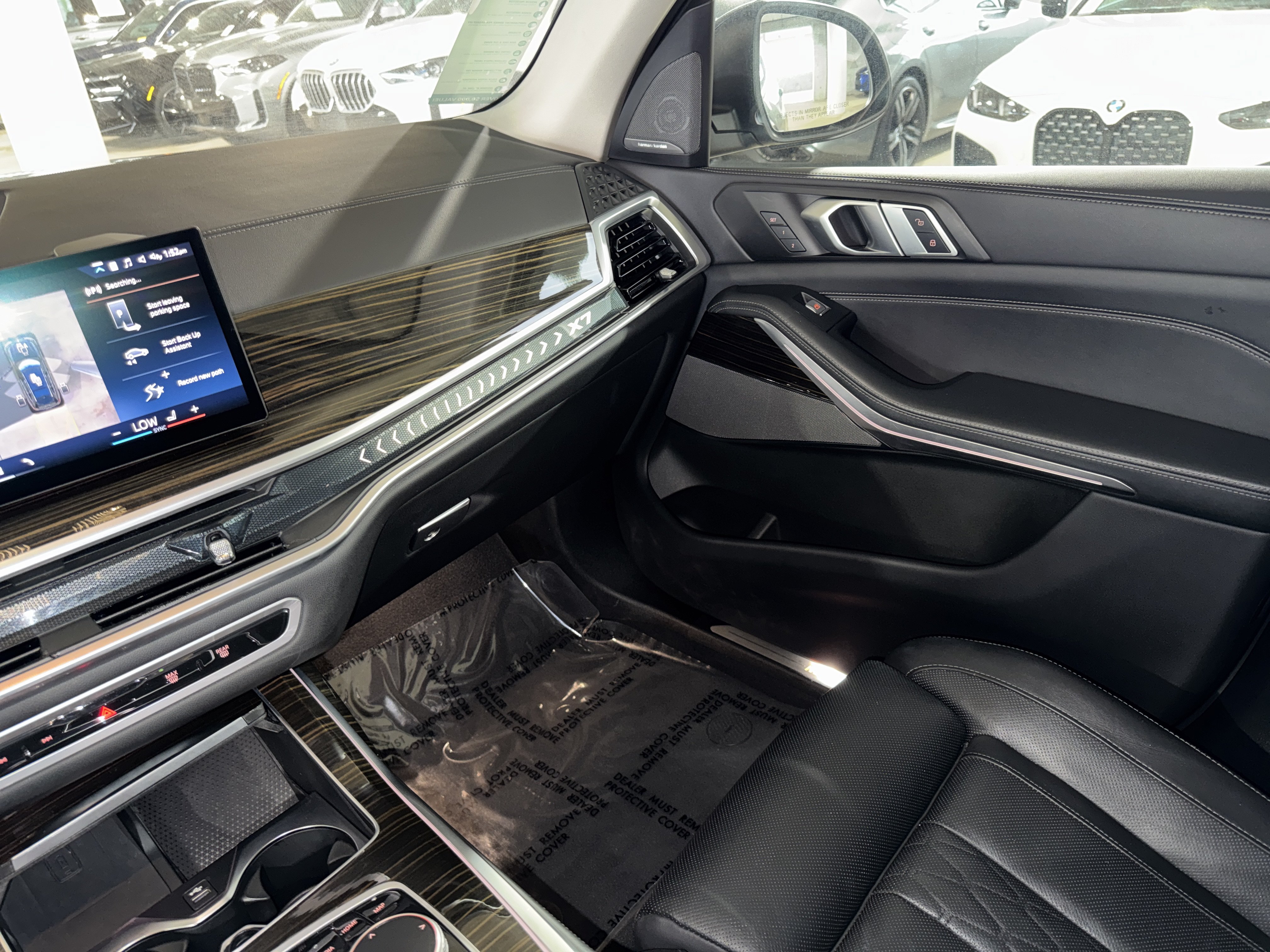 Used 2025 BMW X7 xDrive40i AWD/4WD image 30