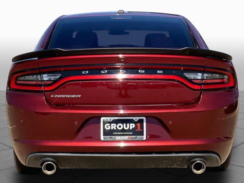 Used 2020 Dodge Charger SXT w/ Leather Interior Group RWD image 5