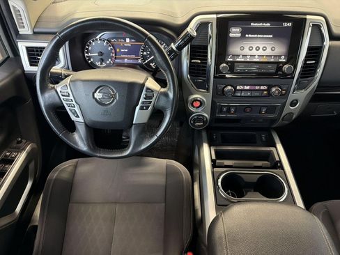 Used 2021 Nissan Titan SV w/ SV Convenience Package AWD/4WD image 4