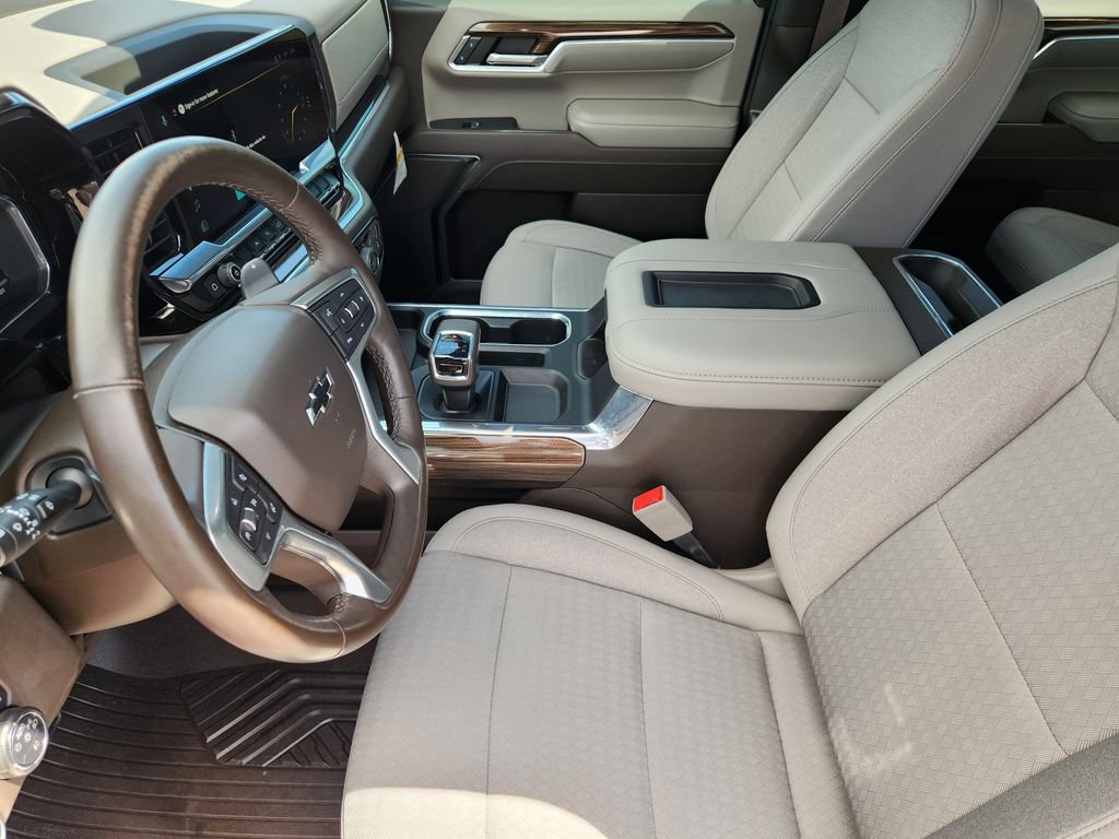 Used 2022 Chevrolet Silverado 1500 RST AWD/4WD image 12