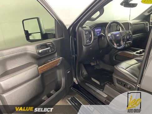 Used 2021 Chevrolet Silverado 3500 High Country w/ Z71 Off-Road Package AWD/4WD image 10