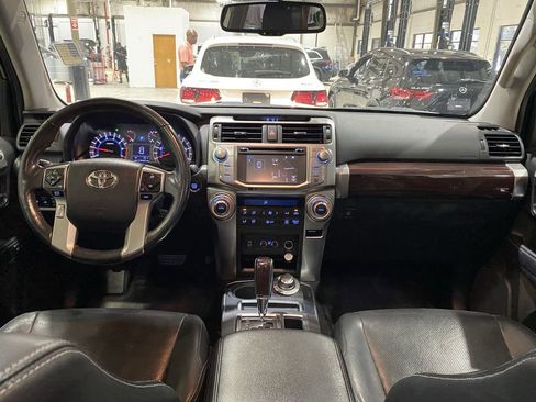 Used 2018 Toyota 4Runner Limited AWD/4WD image 2