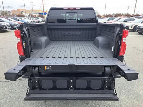 Certified 2024 Chevrolet Silverado 1500 ZR2 w/ ZR2 Bison Edition image 25