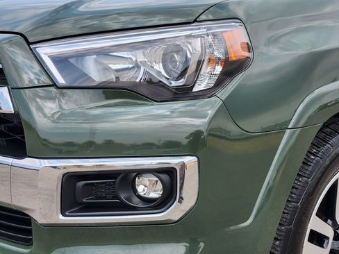 Used 2022 Toyota 4Runner Limited RWD image 8