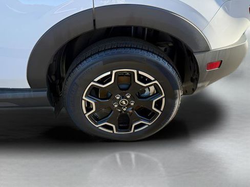 Certified 2025 Ford Bronco Sport Outer Banks w/ Outer Banks Tech Package+ AWD/4WD image 23