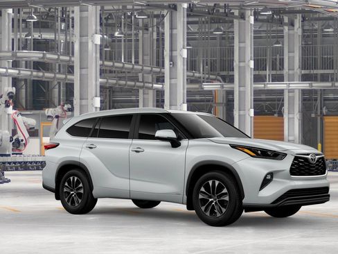 New 2026 Toyota Highlander XLE AWD/4WD image 14