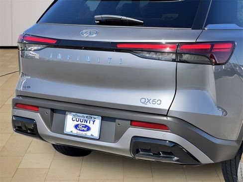 Used 2024 INFINITI QX60 Luxe image 45