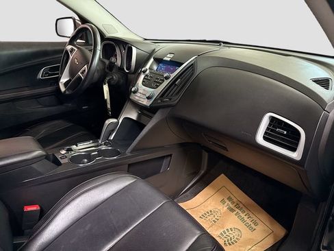 Used 2010 Chevrolet Equinox LTZ AWD/4WD image 27