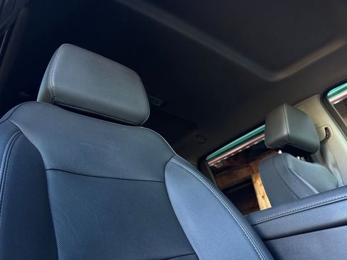 Certified 2021 Chevrolet Silverado 2500 LTZ w/ LTZ Plus Package image 18