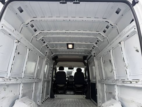Used 2025 RAM ProMaster 3500 w/ Convenience Group FWD image 15
