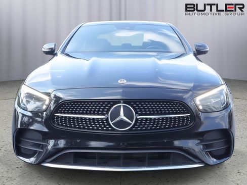 Used 2022 Mercedes-Benz E 450 4MATIC Sedan image 2