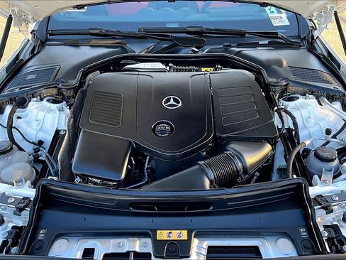 Used 2023 Mercedes-Benz C 300 4MATIC Sedan image 30