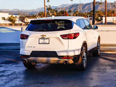 Used 2024 Chevrolet Blazer LT image 9