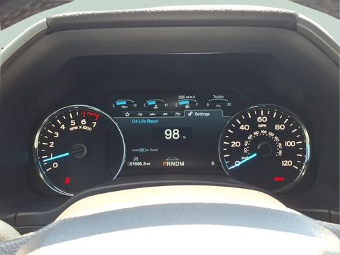 Used 2019 Ford F150 Platinum w/ Equipment Group 701A Luxury AWD/4WD image 19
