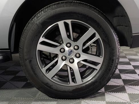 Certified 2024 Ford Expedition XLT RWD image 27