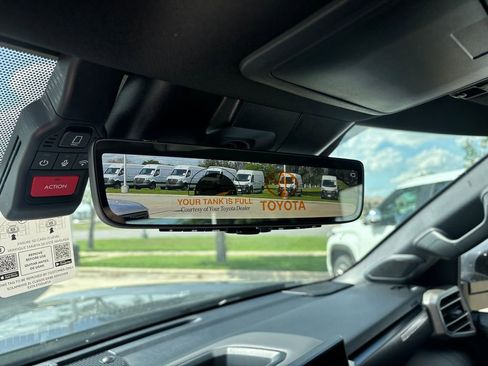 New 2026 Toyota Tundra Platinum AWD/4WD image 20