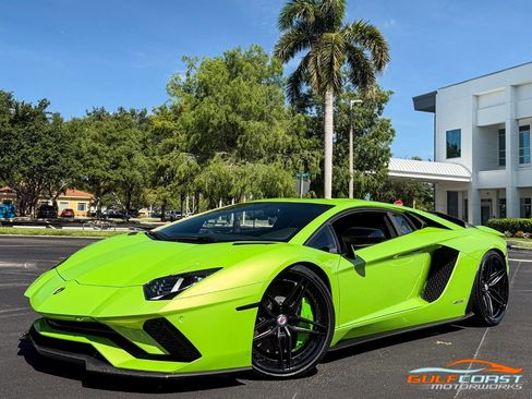 Used 2018 Lamborghini Aventador S AWD/4WD image 12