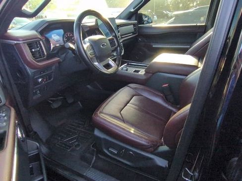 Used 2022 Ford Expedition Max Limited RWD image 6