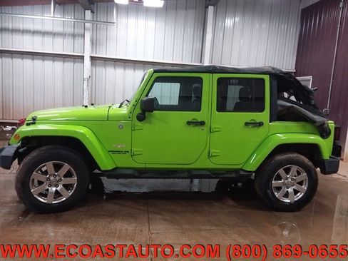 Used 2013 Jeep Wrangler Unlimited Sahara w/ Connectivity Group image 6