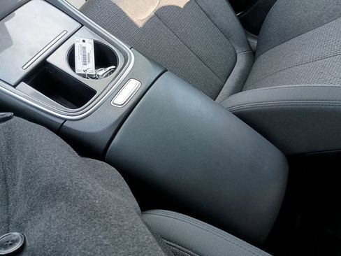 Used 2023 Hyundai Santa Fe SEL image 27