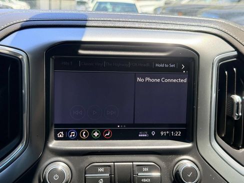 Used 2019 Chevrolet Silverado 1500 LT w/ Texas Edition AWD/4WD image 43