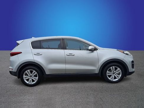 Used 2019 Kia Sportage LX FWD image 4