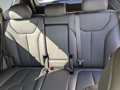 Used 2023 Hyundai Santa Fe Limited image 33