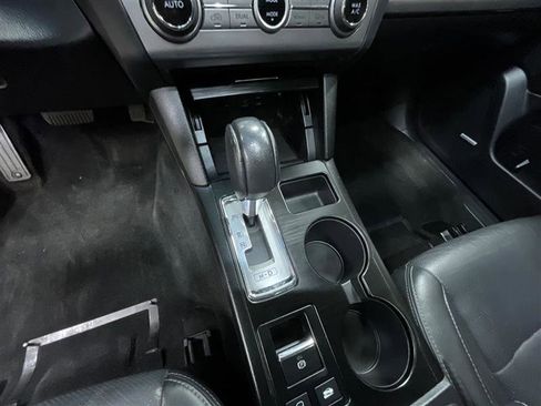 Used 2015 Subaru Outback 3.6R Limited image 15