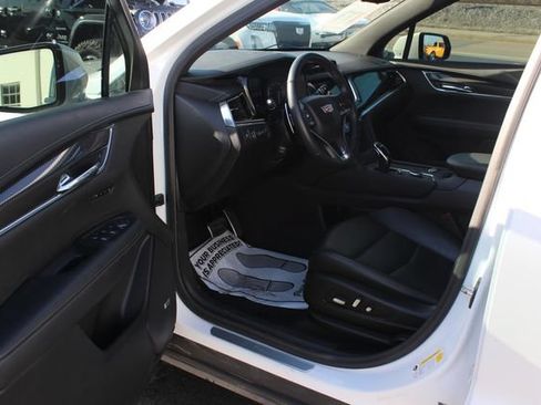 Used 2021 Cadillac XT6 Sport AWD/4WD image 14