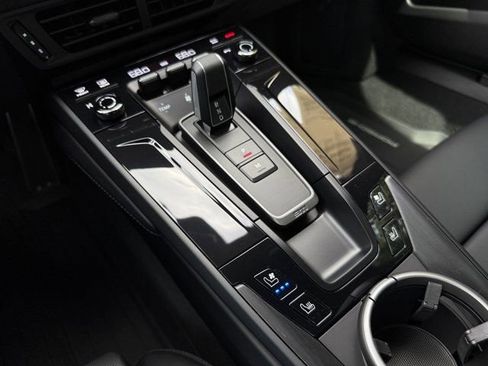 Used 2025 Porsche 911 Carrera GTS image 29