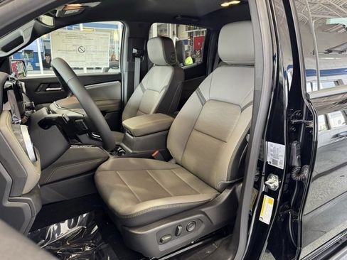 New 2025 Chevrolet Colorado ZR2 w/ Technology Package image 26