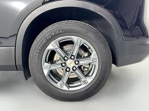 Used 2025 Chevrolet Blazer LT AWD/4WD image 31
