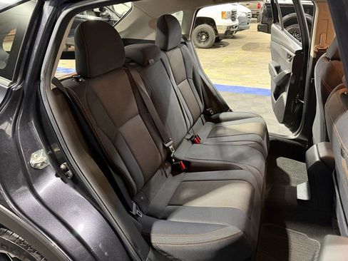 Used 2019 Subaru Crosstrek 2.0i Premium w/ Eyesight System image 24