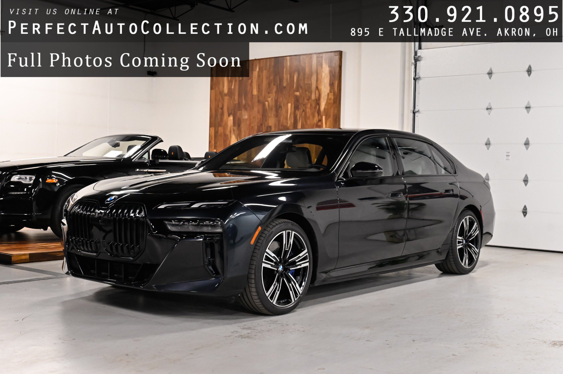 Used 2023 BMW i7 xDrive60 AWD/4WD image 1