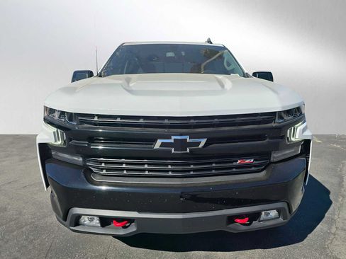 Used 2022 Chevrolet Silverado 1500 LT Trail Boss w/ Convenience Package II image 8