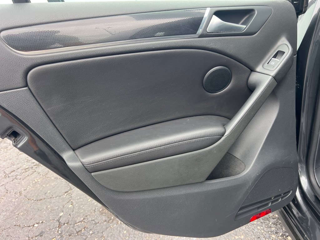 Used 2014 Volkswagen GTI Driver's Edition FWD image 13