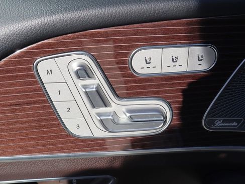 Certified 2022 Mercedes-Benz GLS 450 4MATIC image 19