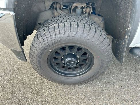 Used 2019 GMC Sierra 2500 Base 4D Crew Cab w/ Sierra Convenience Package image 29