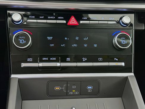 New 2026 Hyundai Santa Fe SE image 15