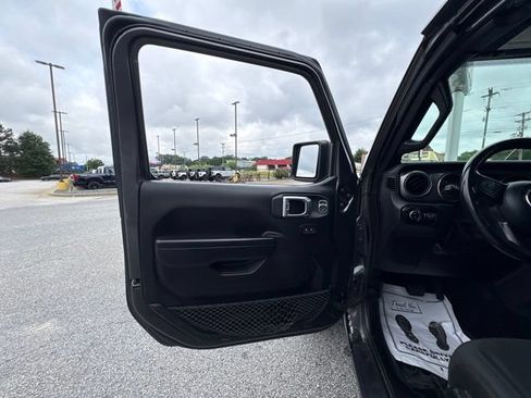Used 2021 Jeep Gladiator Sport AWD/4WD image 10