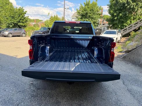 Used 2023 Chevrolet Silverado 1500 LT AWD/4WD image 37