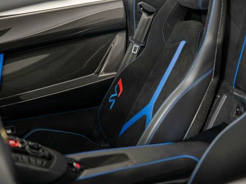 Used 2021 Lamborghini Aventador SVJ AWD/4WD image 23