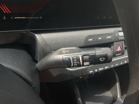 Used 2025 Kia K4 FWD image 26