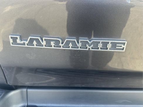Used 2021 RAM 1500 Laramie w/ Sport Appearance Package image 10