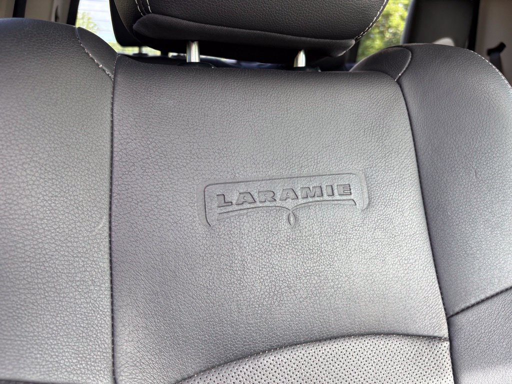 Used 2016 RAM 1500 Laramie w/ Convenience Group AWD/4WD image 36