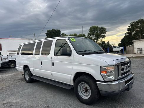 Used 2012 Ford E-350 and Econoline 350 XLT RWD image 4