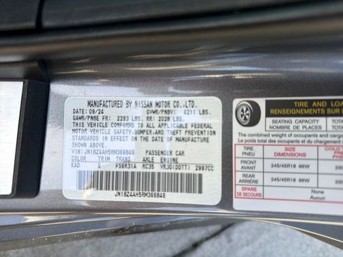 Used 2024 Nissan Z Sport w/ Floor Mat Package image 30